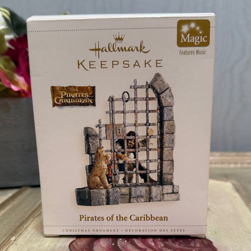 Vintage 2006 Hallmark Keepsake Pirates of the Caribbean Musical Ornament in Box